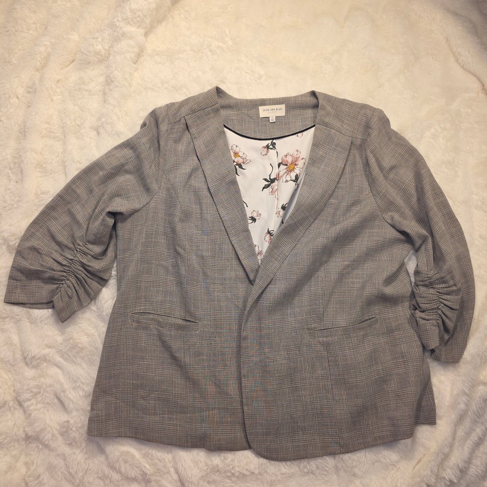 Skies Are Blue Blazer Womens 2X Grey Excellent Ruched 3/4 Sleeve Plaid Floral